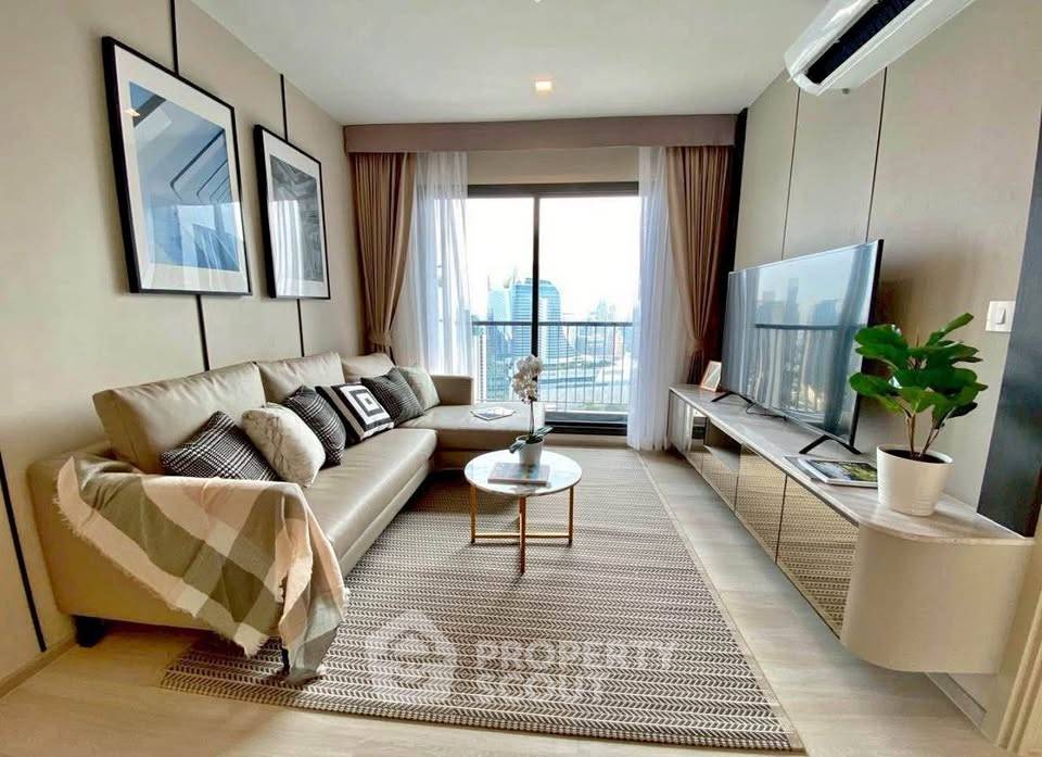 picture 40th-Floor 2-BR Condo At Life One Wireless Near BTS Phloen Chit (ID 3169073) - 1/10
