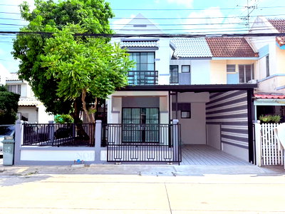 Townhouses for sale : 📌 For Sell Town house BAAN POONSIN THANI 3 2-story 3 bedroom 2 bathroom