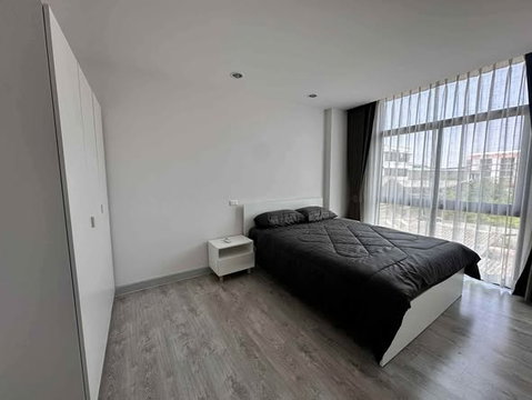 (FY044) ให้เช่า G Haus Condominium ซอยสันติคาม 6 สุขุมวิท 109 ชั้น 4 2 ห้องนอน วิวสระว่ายน้ำ ใกล้ BTS แบริ่ง