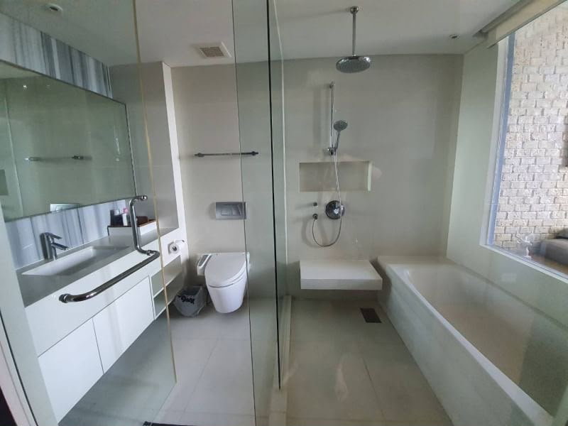รูป One Bed to let at Aequa Sukhumvit 49, spacious room 52 sq.m., beautiful view, near BTS Thonglor - รูปที่ 11/21