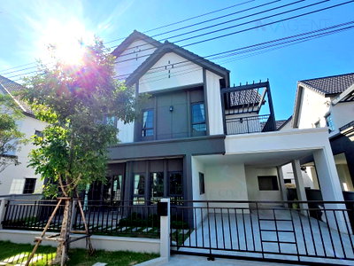 Houses for rent Samut Prakarn : 💰Price update!💰 For Rent 2-story House CENTRO BANGNA 4 bedroom 4 bathroom