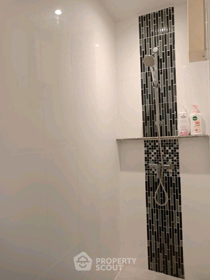 picture 2-BR Condo For Rent At Srivara Garden Condominium (ID 3161736) - 6/7