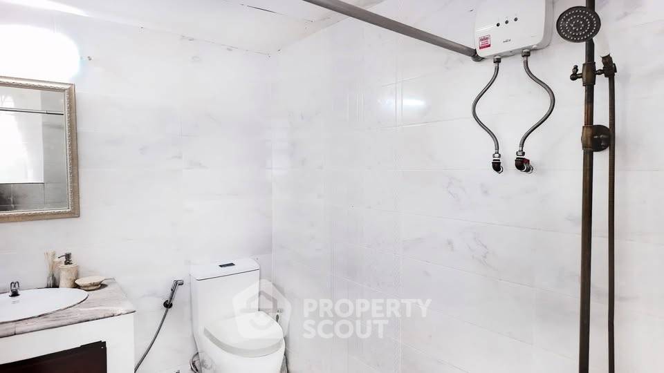 picture Spacious 2-BR 112 Sqm At Modern Home Place, Suan Luang (ID 3168437) - 14/21