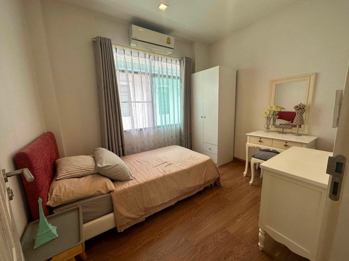 รูป ให้เช่า บ้านเดี่ยว 2 ชั้น ออรา ลักซ์ รามคำแหง 94 บ้านสวย เฟอร์ครบ พร้อมเข้าอยู่ (H6945) - รูปที่ 9/14