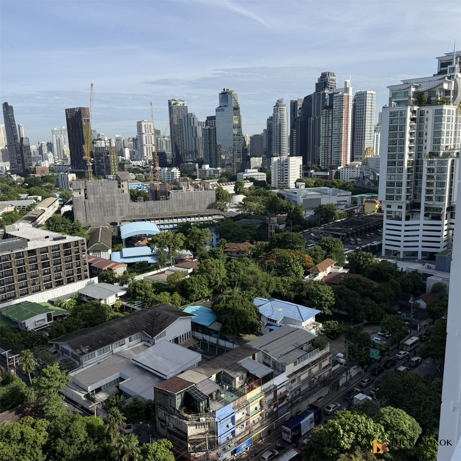 picture Siamese Exclusive Sukhumvit 42 near BTS Ekkamai Popular units sell out fast - 5/10