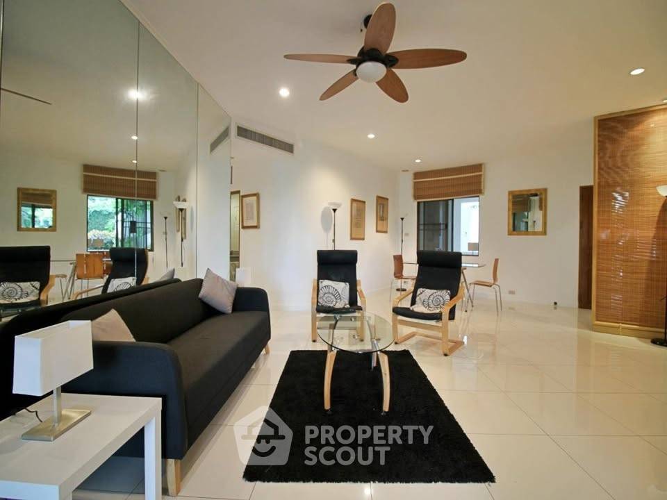 picture Spacious 2-BR 173 Sqm At Baan Somprasong Condominiums (ID 3169320) - 15/16
