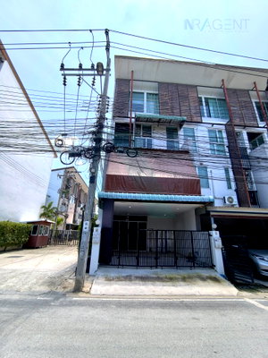 Townhouses for rent Nonthaburi : 📌 For Rent 3-story Townhouse THE ATTIC LITE CHAENGWATTANA 4 bedroom 3 bathroom