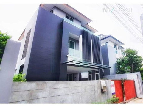 📌 For Rent 2-story House AQ ARBOR 4 bedroom 4 bathroom