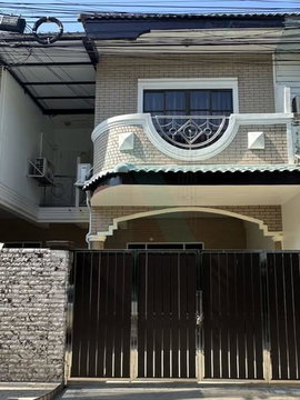 📌 ขายทาวน์เฮาส์ โครงการ รุ่งกิจ วิลล่า 9 2 ชั้น 3 ห้องนอน 3 ห้องน้ำ