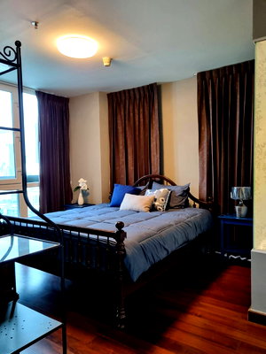 ขายคอนโด : 🥝🥝   (  ห้องสวย )   ขาย  คอนโด  Ideo  สาทร - ตากสิน  🥝🥝    ชั้น  21   ขนาด  80  ตร.ม. ตกแต่งครบ พร้อมเครื่องซักผ้าและเครื่องอบผ้า