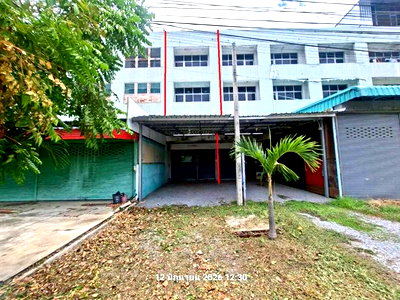Shophouses for sale Suphanburi : SHOP HOUSE 22 Sq.w. Muang Suphanburi Suphanburi for 2M