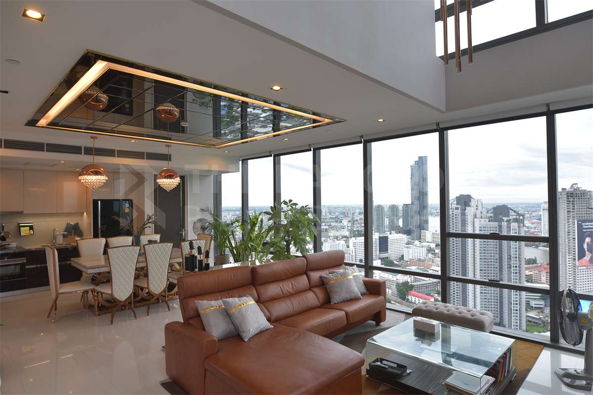 รูป ใช้ชีวิตสไตล์ Luxury บนทำเลศักยภาพ เดอะ แบงค็อค สาทร ใกล้ BTS สถานีสุรศักดิ์ - รูปที่ 3/10