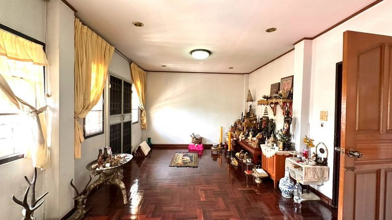 รูป ✨✨✨(ขาย)ทาวน์โฮมหลังมุม 39 ตร.ว. 🏠บ้าน 3 ชั้น 4 ห้องนอน 📍ปรีดีพนมยงค์ 13 สุขุมวิท 71  💛 🚅ใกล้ BTS พระโขนง - รูปที่ 5/20