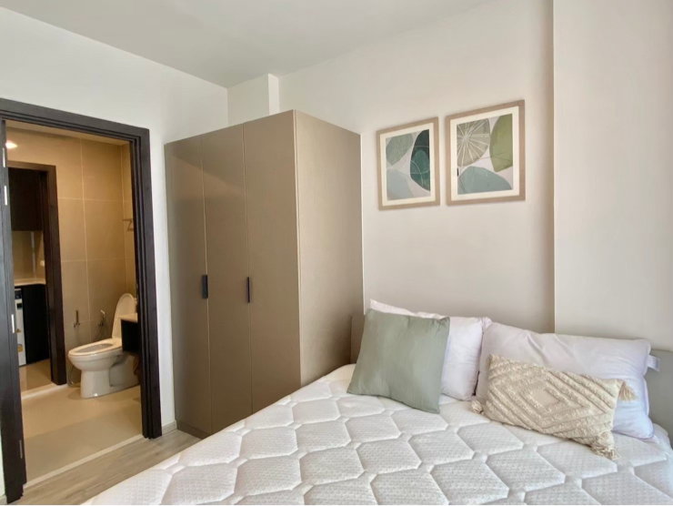 picture 📍XT HUAIKHWANG✨ Fully Furnished (1Bed 1Bath) Area 35 SQM. Fl.39 Building A✨Rent 18,000/month ✅ 𝐋𝐢𝐧𝐞 : @𝐬𝐚𝐧𝐡𝐚𝐩𝐫𝐨𝐩𝐞𝐫𝐭𝐲📲095-6922871 - 4/12