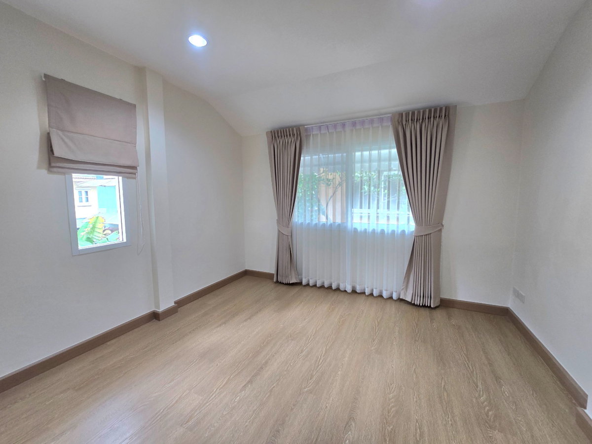 รูป บ้านเดี่ยว หลังมุม ต้นโครงการ ทำเลดี หมู่บ้านไพรเวท รามอินทรา (Private Ramintra) ถนนปัญญาอินทรา บางชัน คลองสามวา ใกล้ห้างแฟชั่นไอส์แลนด์ - รูปที่ 31/38