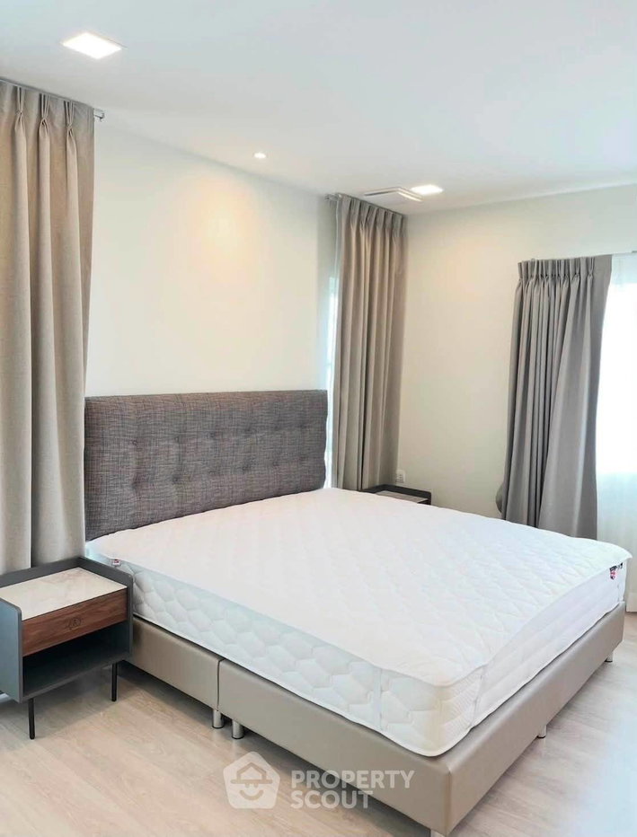 รูป บ้าน 4 ห้องนอน ขนาด 175 ตร.ม. Villaggio 3 Srinakarin - Bangna (ID 3166268) - รูปที่ 6/11