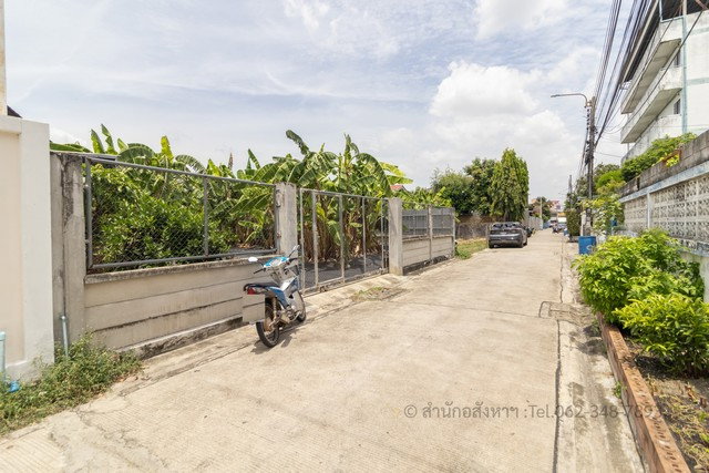 รูป ขายที่ดินถมแล้ว 84 ตร.ว. ซอยลาดพร้าว 106 รูปแปลงสวย ถมสูง มีรั้วครบ เหมาะปลูกบ้าน/โฮมออฟฟิศ ใกล้รถไฟฟ้า MRT ลาดพร้าว 71 - รูปที่ 5/10