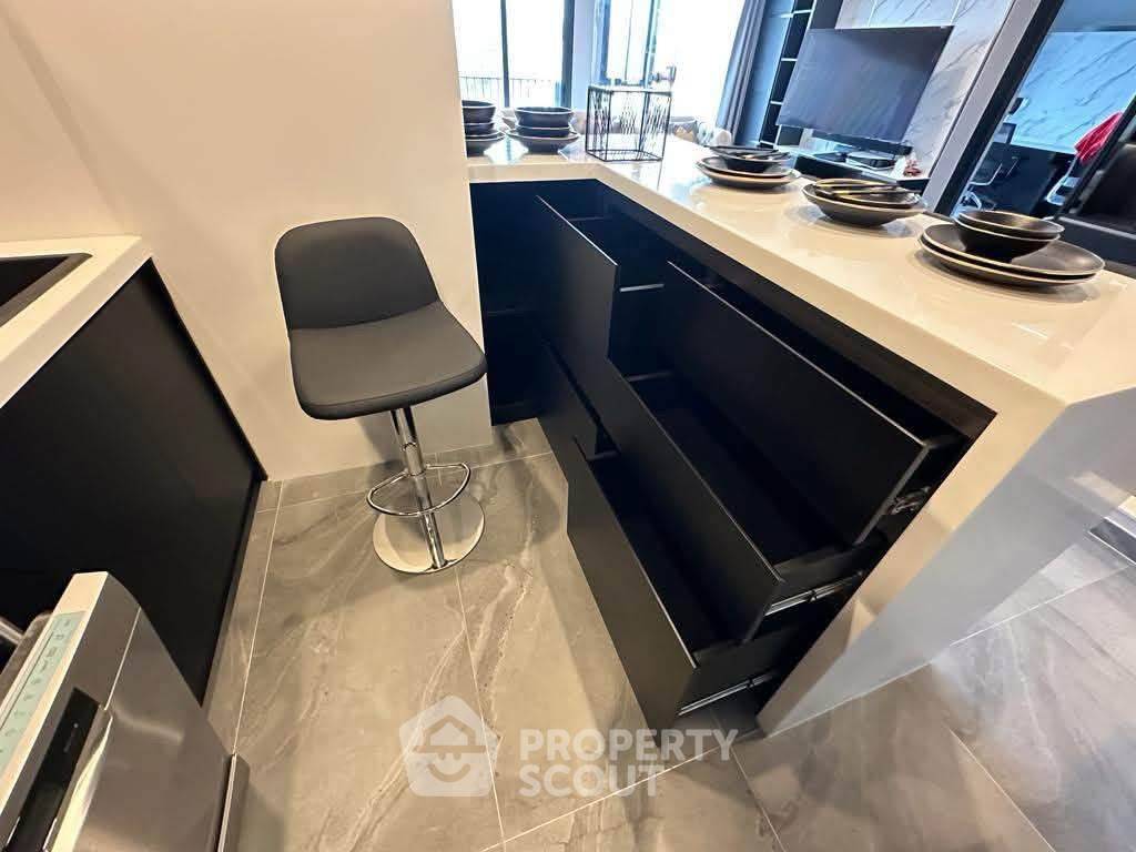 picture 27th-Floor 2-BR At Life Asoke Hype, 400m To ARL Makkasan (ID 3169275) - 10/12