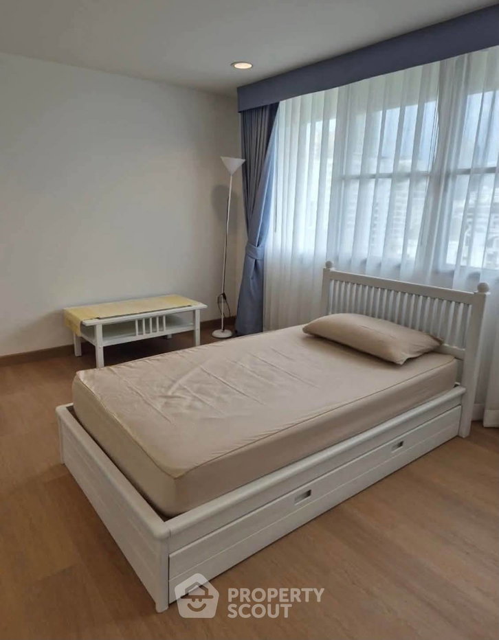 picture Spacious 3-BR 200 Sqm At DS Tower 1 BTS Phrom Phong (ID 3167750) - 7/11