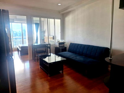 Condos for rent : Grand Park                    View 