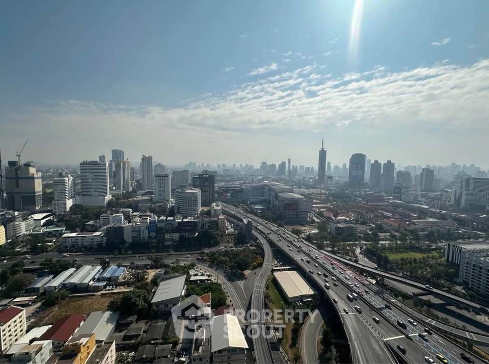 รูป คอนโด 1 ห้องนอน ชั้น 33 ใกล้ MRT พระราม 9 เพียง 300 เมตร ที่ Ideo Rama 9 - Asoke (ID 3169133) - รูปที่ 10/10