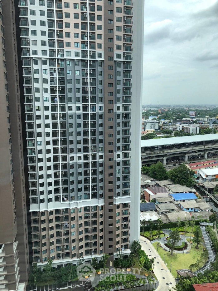 รูป ชั้น 21 คอนโด 1 ห้องนอน Lumpini Place Srinakarin-Huamak ใกล้ ARL Hua Mak (ID 3162929) - รูปที่ 5/6