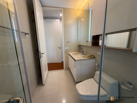 คิว หลังสวน ใกล้ BTS สถานีราชดำริ ยูนิต Luxury หรูหราแบบไม่ต้องรอ