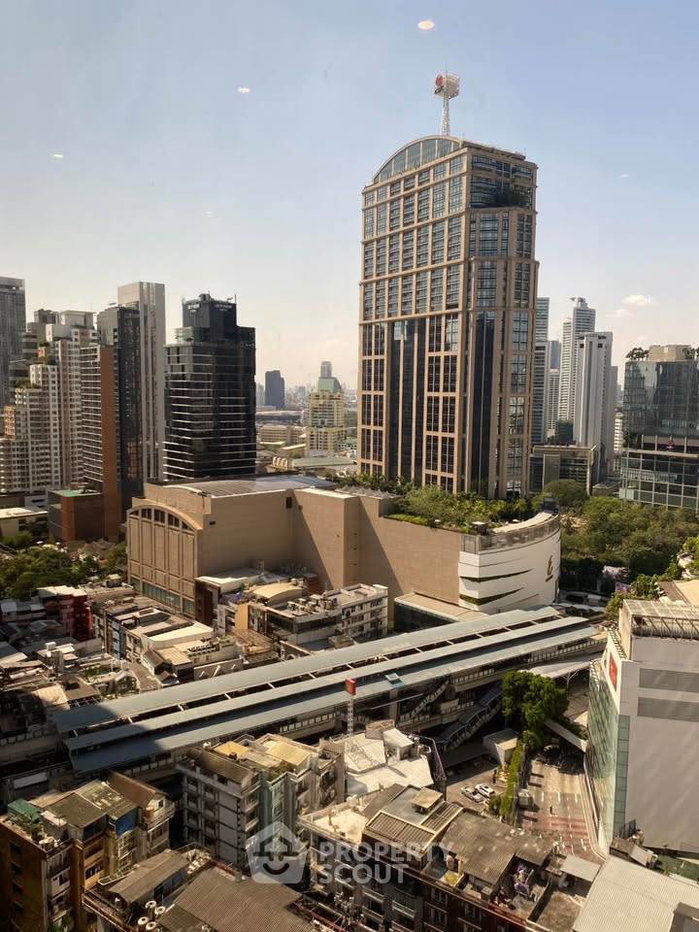รูป ชั้น 21 คอนโด 2 ห้องนอน Vittorio Sukhumvit 39 ใกล้ BTS พร้อมพงษ์ (ID 2937945) - รูปที่ 2/16