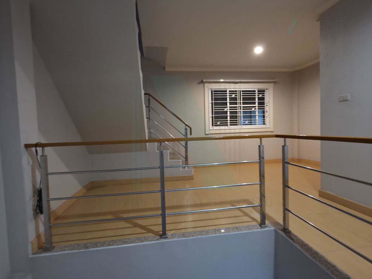 รูป 📌 ขายทาวน์เฮาส์ โครงการ รัชธานี 10 3 ชั้น 3 ห้องนอน 4 ห้องน้ำ - รูปที่ 7/8