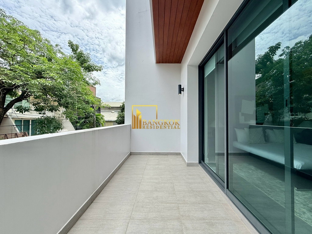 picture Spacious 3 Bedroom Townhouse For Rent in Phrom Phong Area - BR49098TH - 18/45
