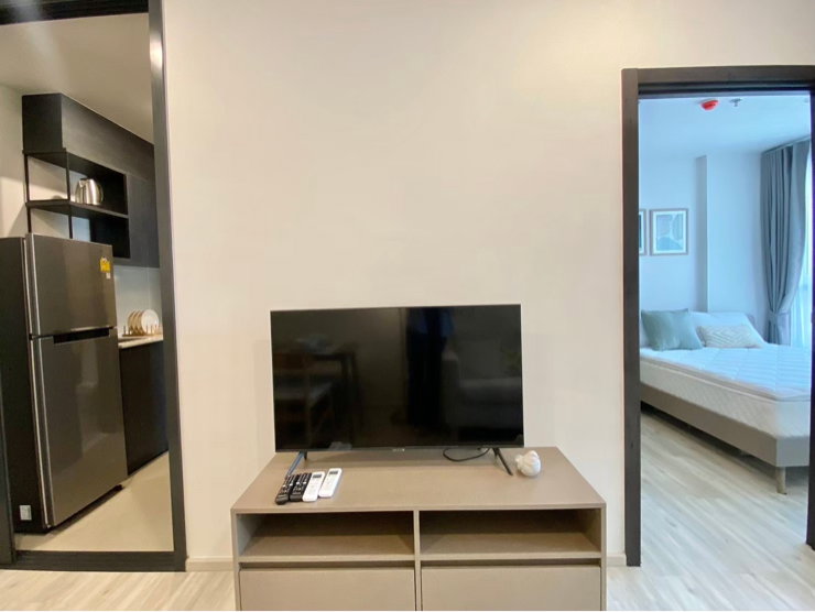 picture 📍XT HUAIKHWANG✨ Fully Furnished (1Bed 1Bath) Area 35 SQM. Fl.39 Building A✨Rent 18,000/month ✅ 𝐋𝐢𝐧𝐞 : @𝐬𝐚𝐧𝐡𝐚𝐩𝐫𝐨𝐩𝐞𝐫𝐭𝐲📲095-6922871 - 8/12