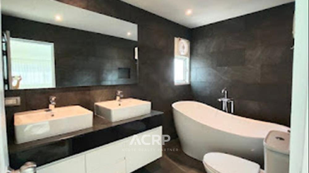 picture FOR RENT | 2 Bedroom Luxury Condo in Silom Pet-Friendly | Newly Renovated | Walk to BTS Sala Daeng & MRT Silom - 10/12