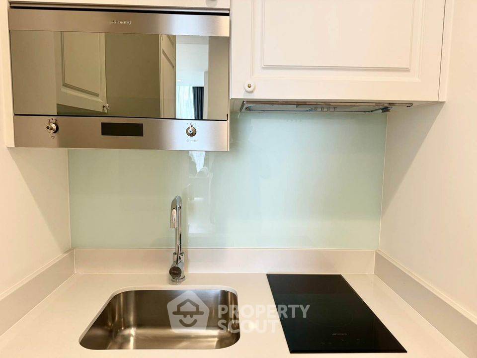 picture 2-BR Condo For Rent At Noble Be 33 Near BTS Phrom Phong (ID 1746800) - 10/16