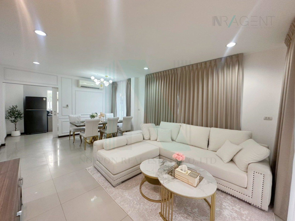 รูป 📌 ให้เช่าบ้านเดี่ยว 2 ชั้น ซื่อตรง โคซี่ ทาวน์โฮม บางบัวทอง - 340 4 ห้องนอน 3 ห้องน้ำ - รูปที่ 2/8