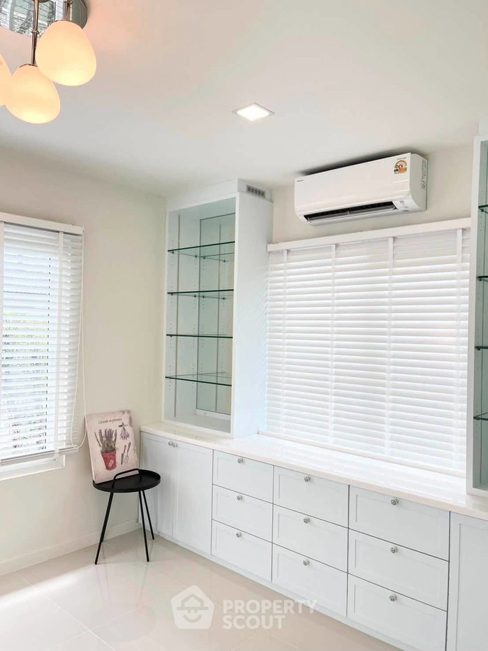 รูป บ้าน 4 ห้องนอน ขนาด 175 ตร.ม. Villaggio 3 Srinakarin - Bangna (ID 3166268) - รูปที่ 7/11