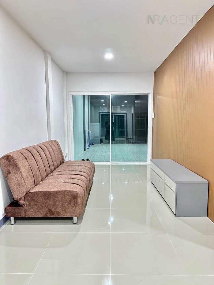 รูป 📌 ขายทาวน์เฮาส์ โครงการ บ้านจันทิมาธานี 2 ชั้น 4 ห้องนอน 2 ห้องน้ำ - รูปที่ 4/8