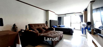 Condos for sale : Studio Condo for Sale at Pattaya Hill Resort, Pratumnak Hill