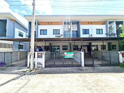 TOWN HOUSE 18.4 Sq.w. Pluak Daeng Rayong for 1.9M