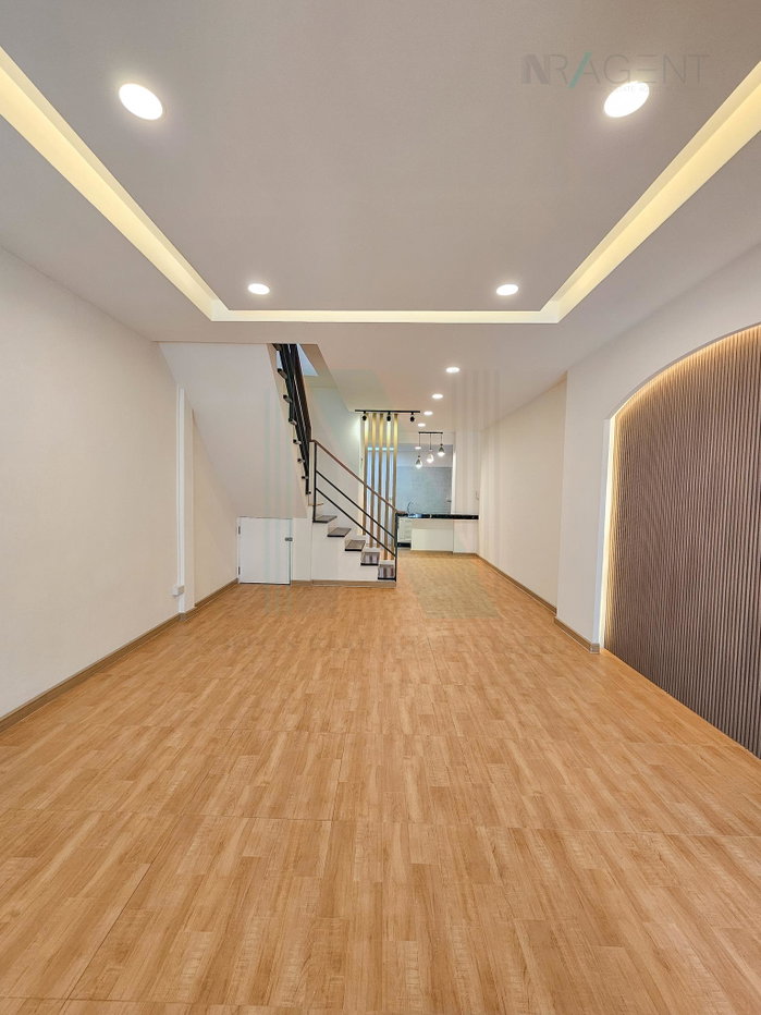 รูป 📌 ขายทาวน์เฮาส์ โครงการ บ้านอยู่เจริญ วิภาวดีรังสิต 37 2 ชั้น 2 ห้องนอน 2 ห้องน้ำ - รูปที่ 2/8