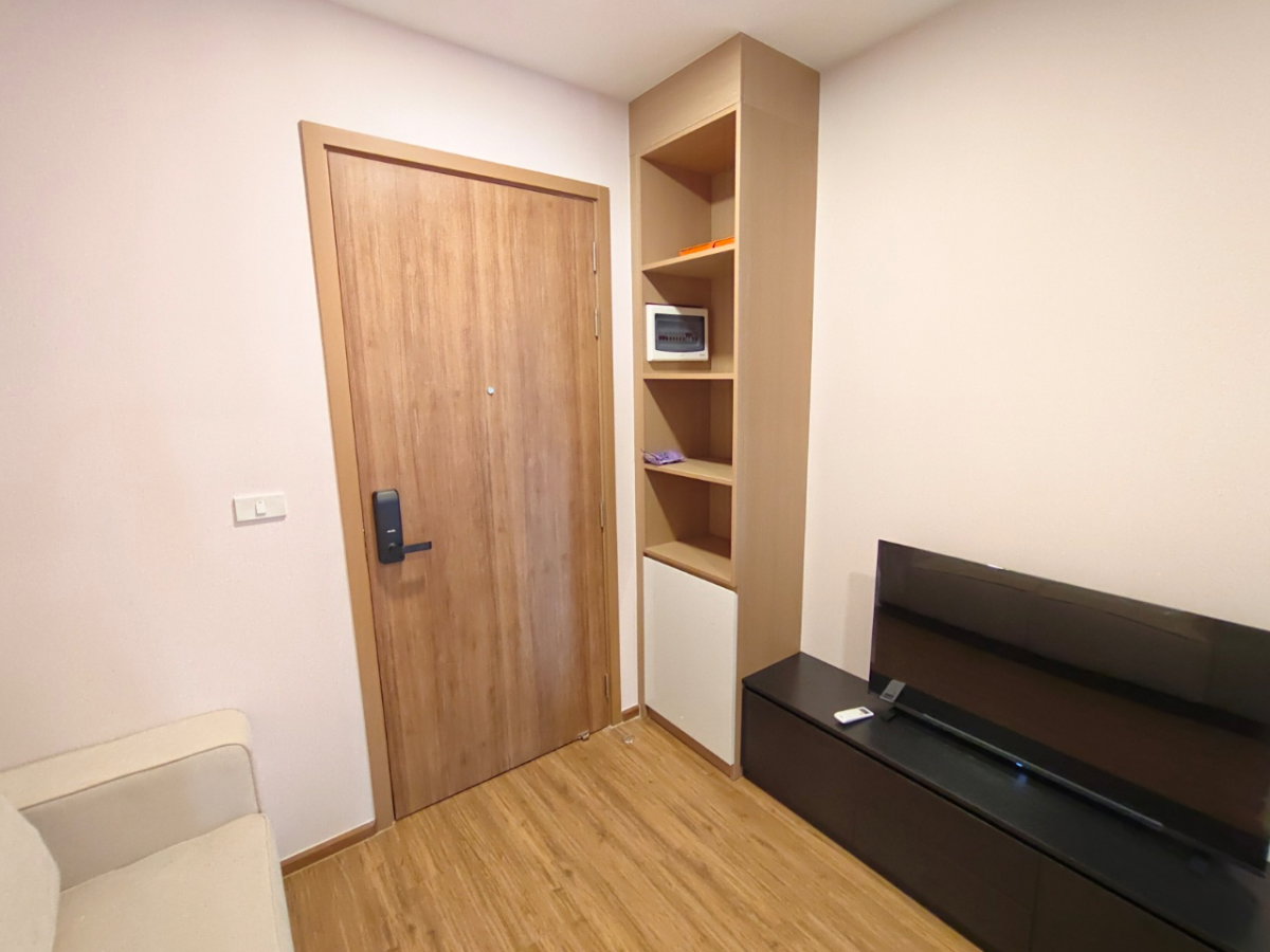 picture The Livin Ramkhamhaeng ðnear MRT Lam Sali ð 27 sq m, only 12000 baht - 8/10