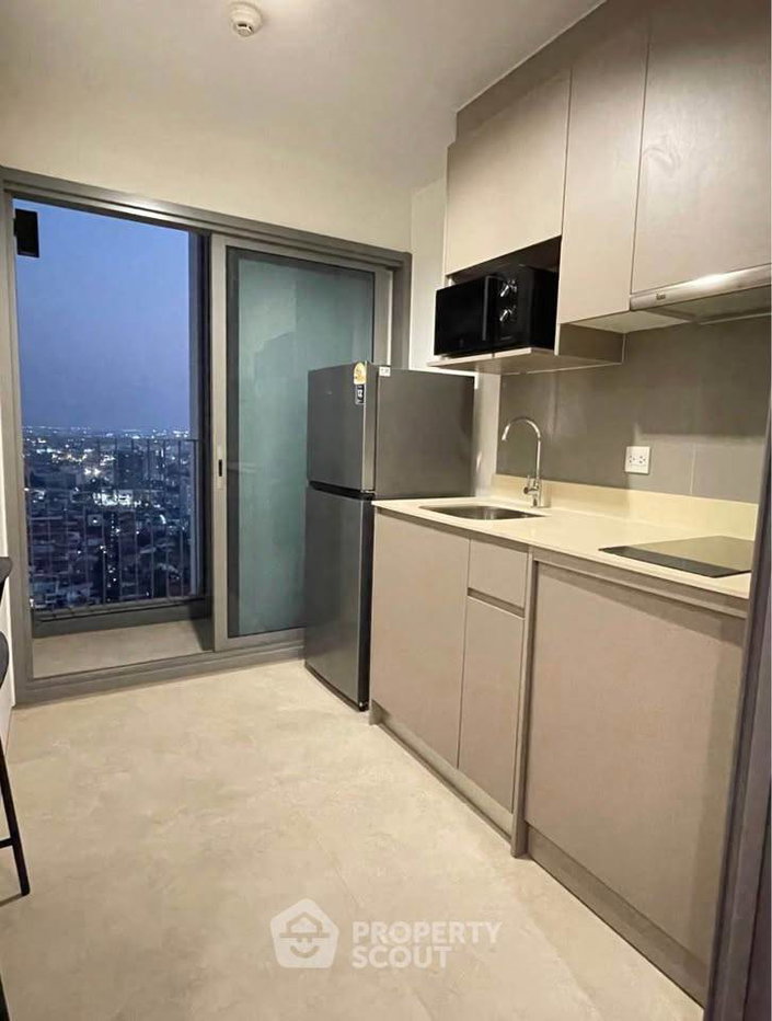 picture 33rd-Floor 1-BR At Whizdom Connect Sukhumvit Near BTS Punnawithi (ID 3167689) - 8/23