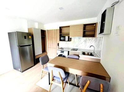 Condos for rent 700 Year Sports Arena Chiang Mai : Rent: The Next Jedyod Condo, Chiang Mai, 2 bedrooms, pool view, 19,000 THB/month