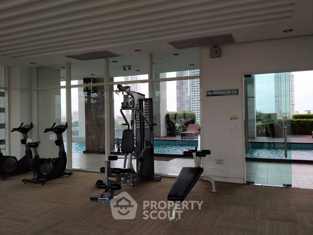 รูป คอนโด 1 ห้องนอน ชั้น 30 ที่ The Light House Sathorn–Chareonnakorn ใกล้ BTS กรุงธนบุรี (ID 300150) - รูปที่ 3/12
