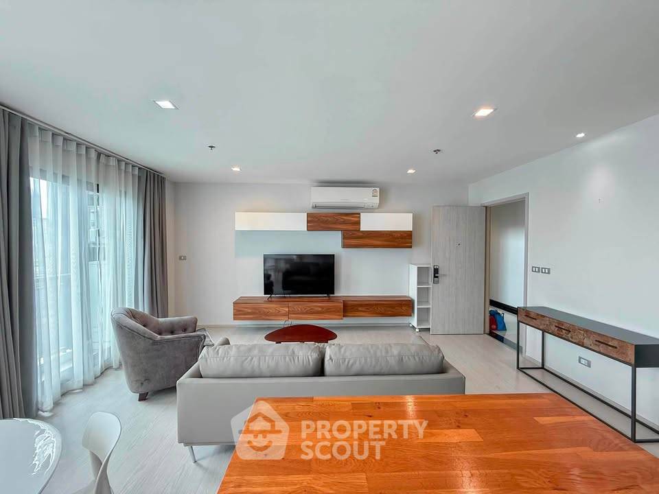 picture 21st-Floor 2-BR Condo At Rhythm Sukhumvit 36-38 Near BTS Thong Lor (ID 3168185) - 5/15