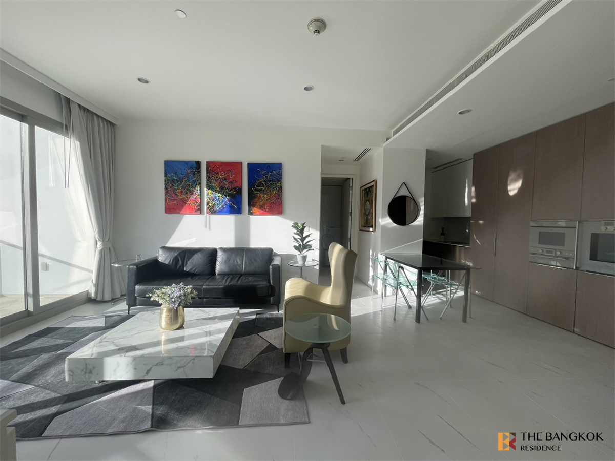 picture Luxury Condo at Special Price 185 Rajadamri near BTS Ratchadamri - 2/10