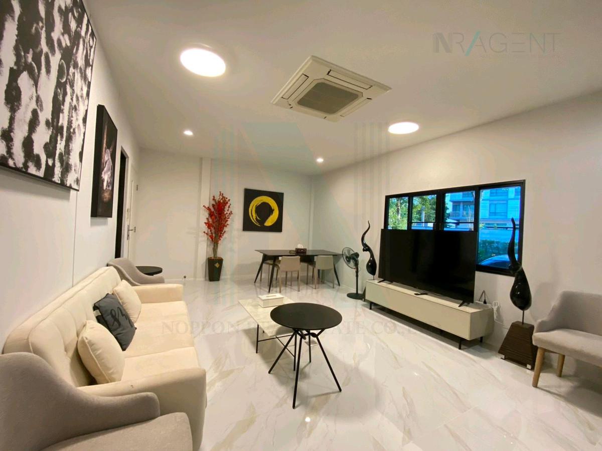 รูป 📌 ให้เช่าบ้านเดี่ยว 2 ชั้น เดอะ ซิตี้ พัฒนาการ 8 ห้องนอน 7 ห้องน้ำ - รูปที่ 2/8