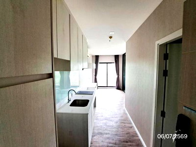 Condos for sale : CONDO 33.61 Sq.m. Si Racha Chonburi for 2.4M