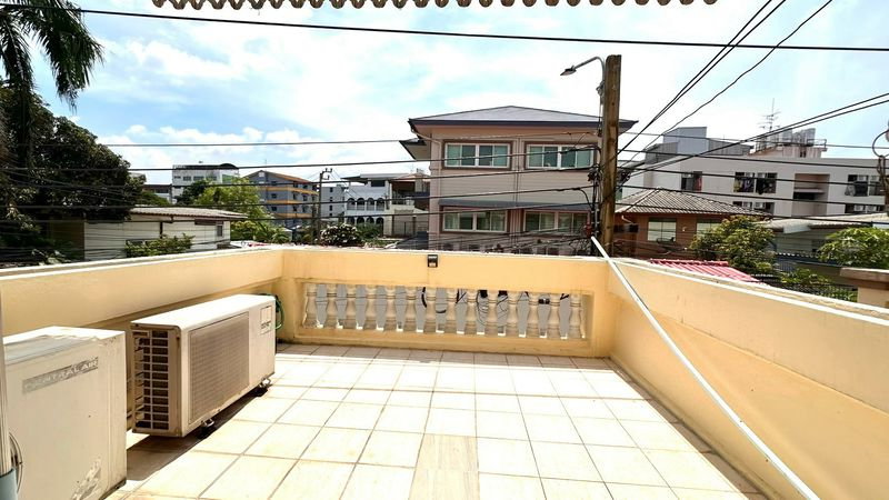 รูป ✨✨✨(ขาย)ทาวน์โฮมหลังมุม 39 ตร.ว. 🏠บ้าน 3 ชั้น 4 ห้องนอน 📍ปรีดีพนมยงค์ 13 สุขุมวิท 71  💛 🚅ใกล้ BTS พระโขนง - รูปที่ 7/20