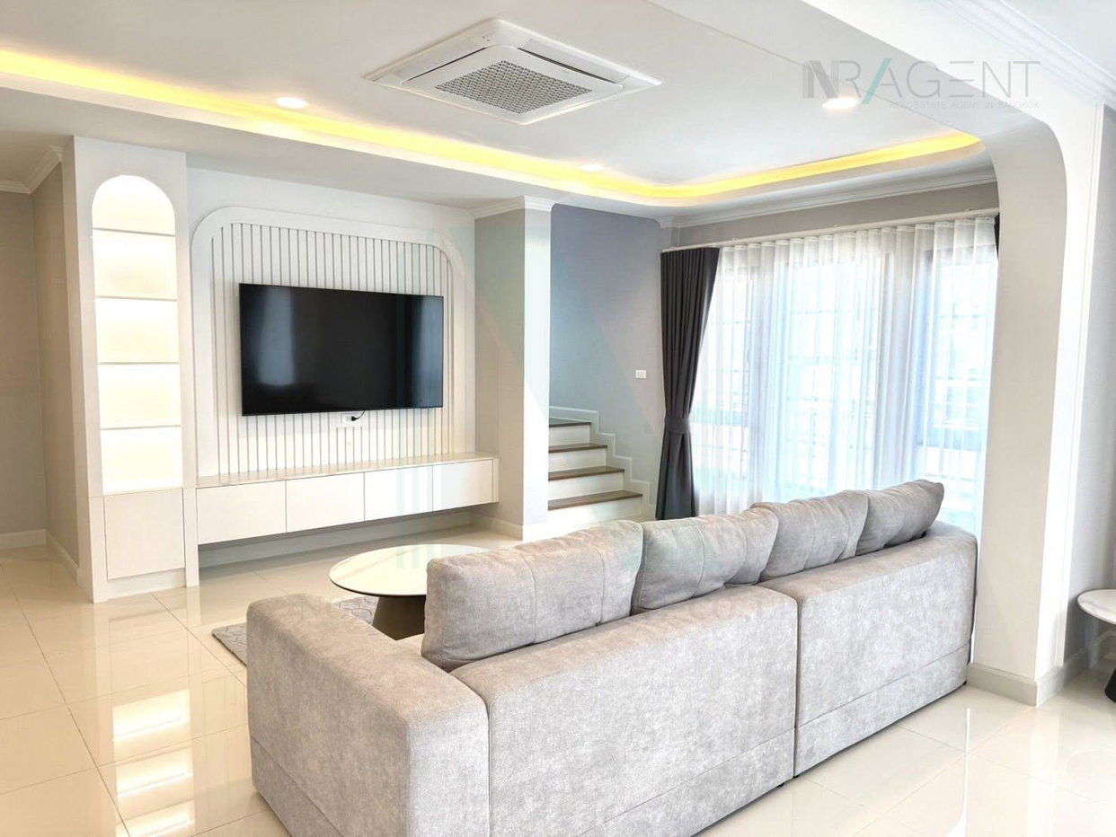 รูป 📌 ให้เช่าบ้านเดี่ยว 2 ชั้น เซนโทร บางนา 2 4 ห้องนอน 5 ห้องน้ำ - รูปที่ 2/8