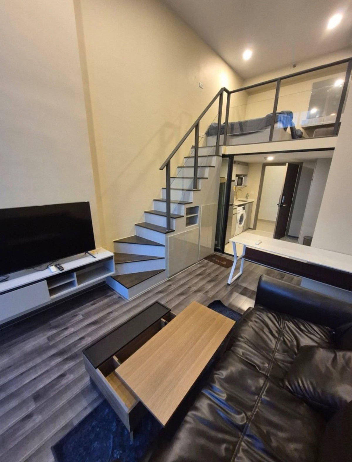 Knightsbridge Space Rama 9  ชั้น 26  ห้อง Duplex 35 ตร.ม. ราคาถูกที่สุดในโครงการ ทักไลน์ @081mrzsz